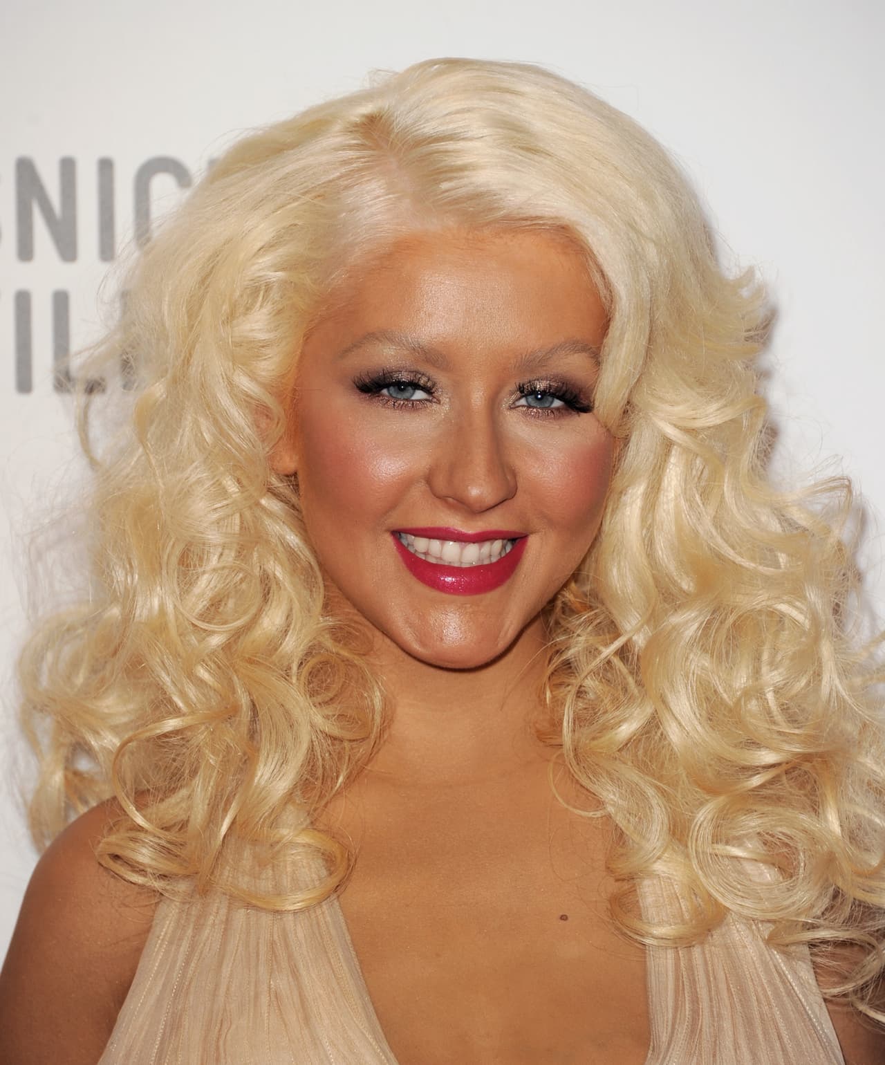 Ella no para de transformar su imagen y hasta en el cabello esto se refleja.