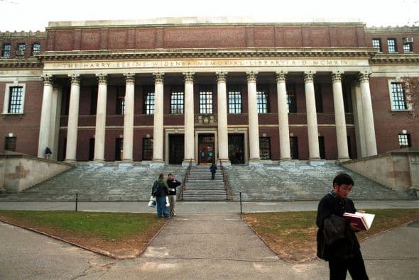 La Facultad estaría muy sorprendida de ver que poco estudian los alumnos a la semana, declaró McCormick.