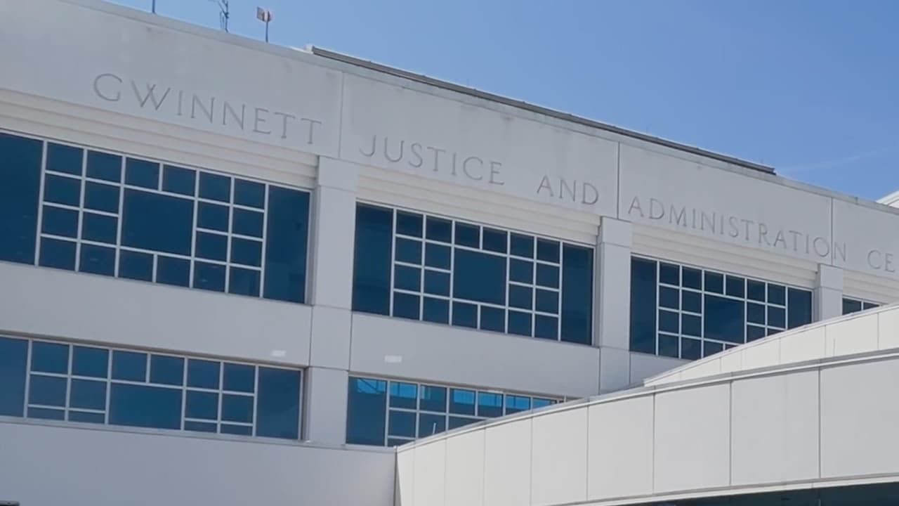Revelan cargos que enfrentan acusados de red de prostitución en Gwynnett
