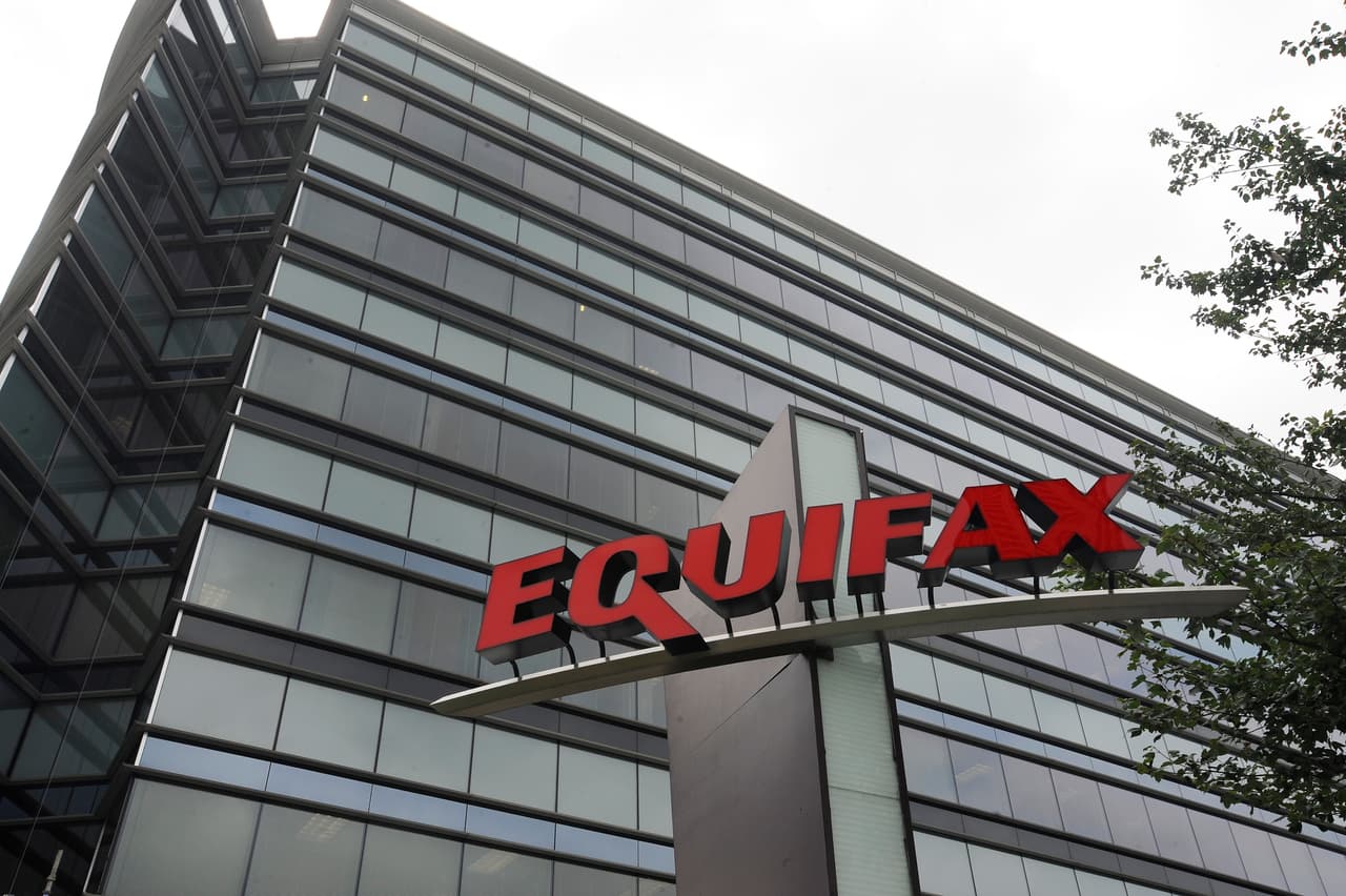 Revisa si puedes reclamar $125 de la demanda de Equifax