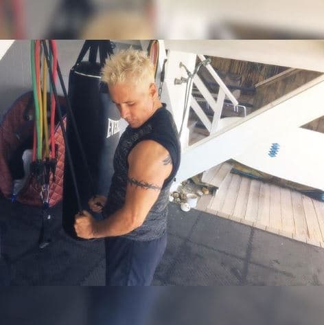 Pero también admitió que el amor que sintió por Adela no fue correspondido: "En realidad me enamoré yo creo que solo. En algún momento me hizo sentir que sí se enamoró de mí, pero no", explicó en entrevista para 
<a href="https://www.youtube.com/watch?v=5WuBxgfEpSs" target="_blank">Gustavo Adolfo Infante</a>.