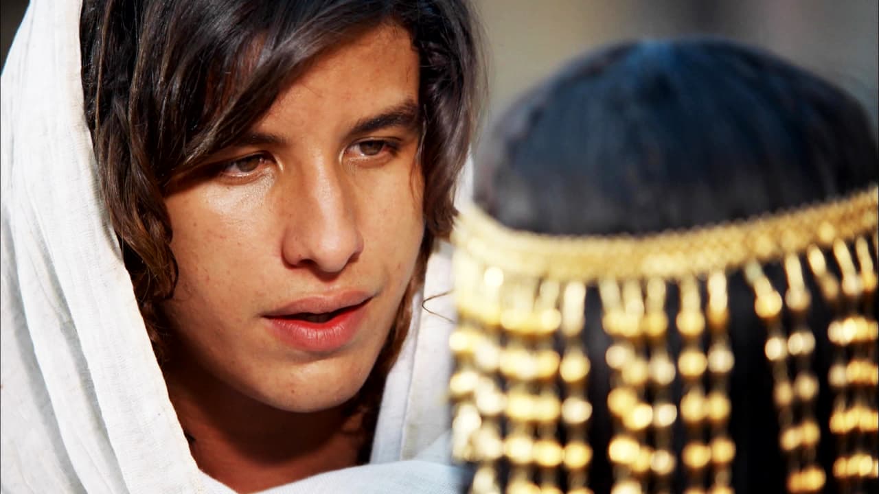 Al ver por primera vez a 
<b><a href="http://www.univision.com/series/jose-de-egipto/mayte-piragibe-es-azenate-en-jose-de-egipto">Azenate</a></b> su corazón comenzó a latir de amor.