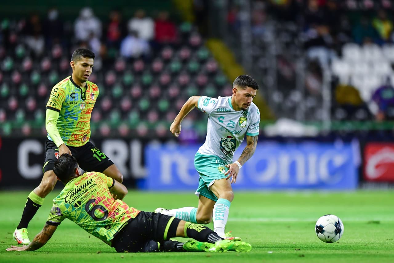 Los finalistas del toreno pasado se vuelven a enfrentar y al igual que los 90 minutos pasados, el empate no se puede romper y ambos equipos se conforman con el 1-1.