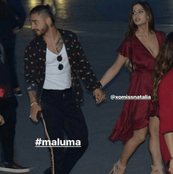 Al parecer su romance va viento en popa, pues han demostrado que siguen muy enamorados.