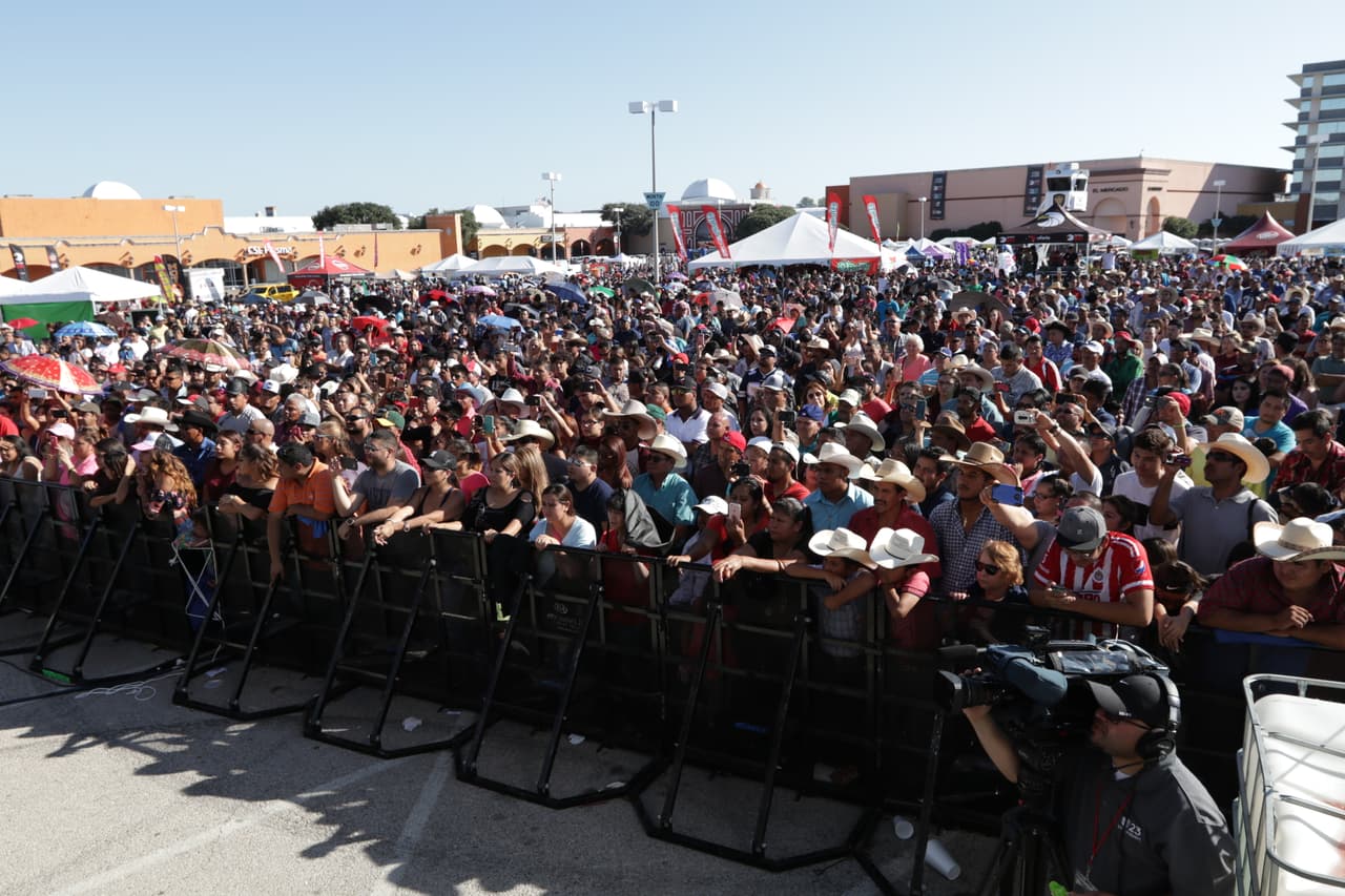 Uforia Dallas celebró en grande en La Gran Plaza