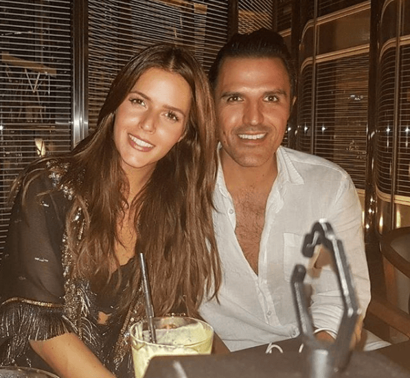 Desde que anunciaron que esperaban a su primer hijo el pasado 16 de julio, Claudia Álvarez y Billy Rovzar no han dejado de compartir su felicidad en redes sociales. 
<br>