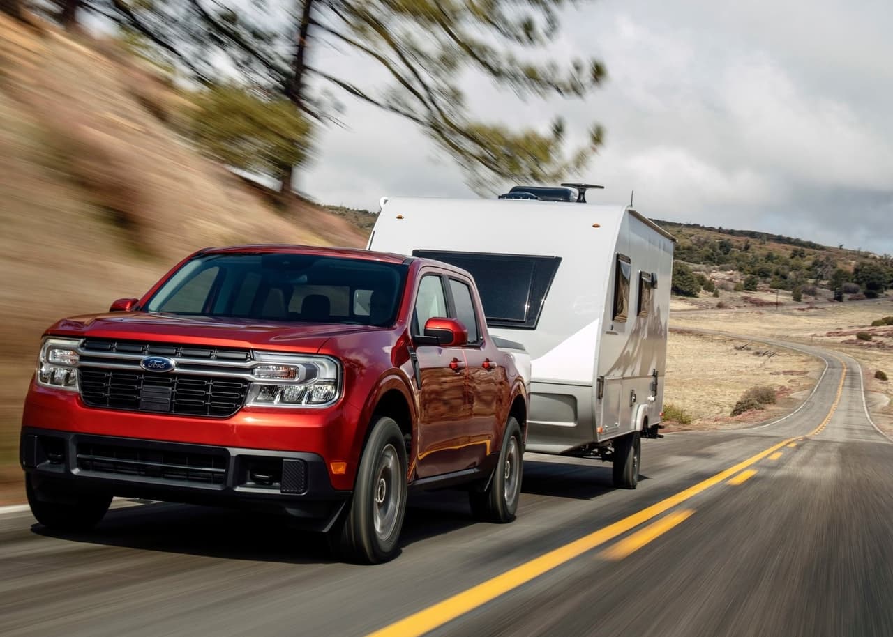 Produce 250 caballos de potencia y 277 lb-pie de torque, suficientes para remolcar hasta 4,000 libras.
<br>
<br>
<b>Contenido relacionado:</b> 
<a href="https://www.univision.com/carros/tesla-cybertruck-los-mejores-memes-que-dejo-la-extravagante-pickup-electrica-fotos">Tesla Cybertruck: los mejores memes que dejó la extravagante pickup eléctrica</a>