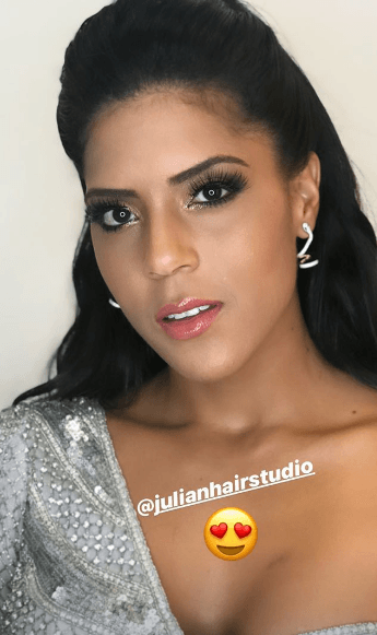 A través de Instagram, la conductora dominicana convocó a sus seguidores a participar para obtener una noche llena de glamour junto a ella en los Premios Juventud.
<br>