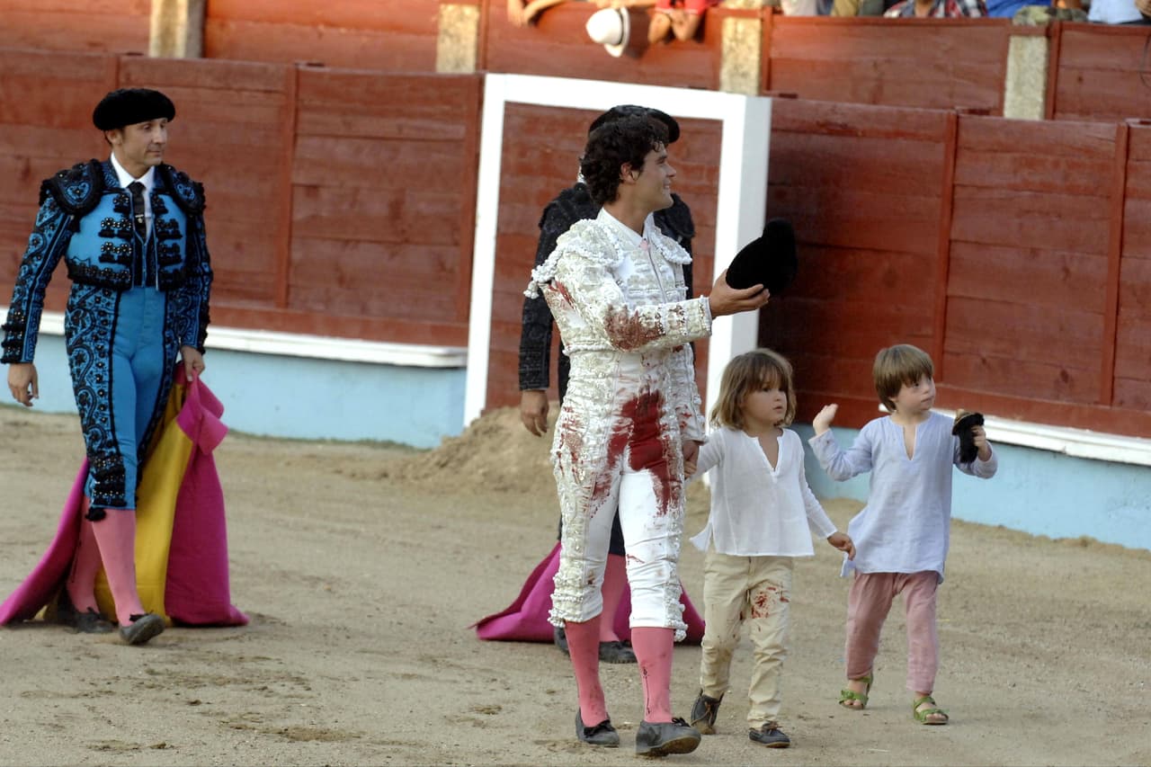 Inclusive, Nico y su primo Patrick bajaron al ruedo junto al torero Miguel Abollán.