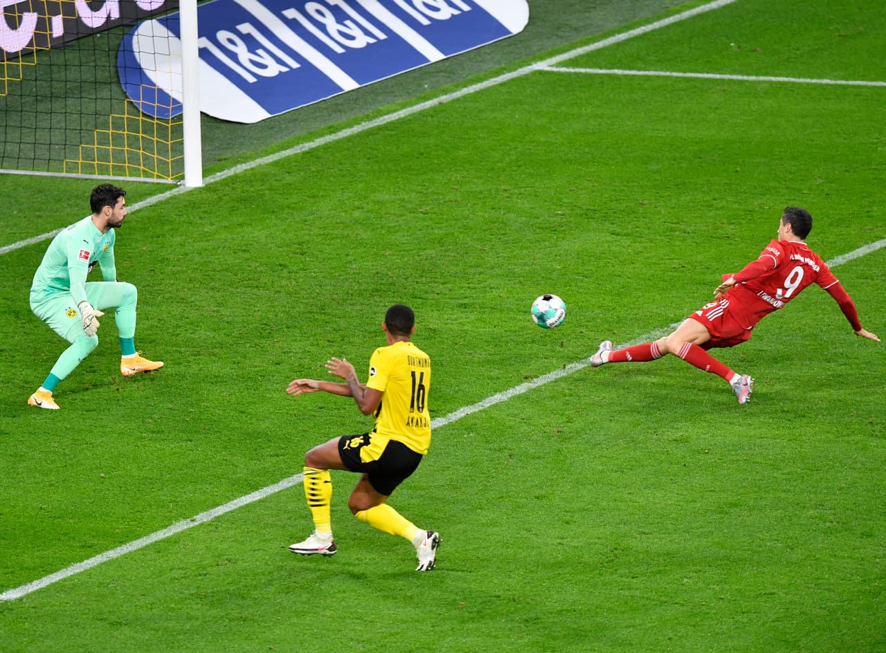 Los de Favre abrieron el marcador, pero el tremendo equipo bávaro dio vuelta para quedarse con el triunfo. | Reus (45’) marcó primero y Alaba (45+4’) lo emparejó. Lewandowski (48’) dio vuelta, Sané (80’) creció la ventaja y Haaland (83’) acortó la distancia.