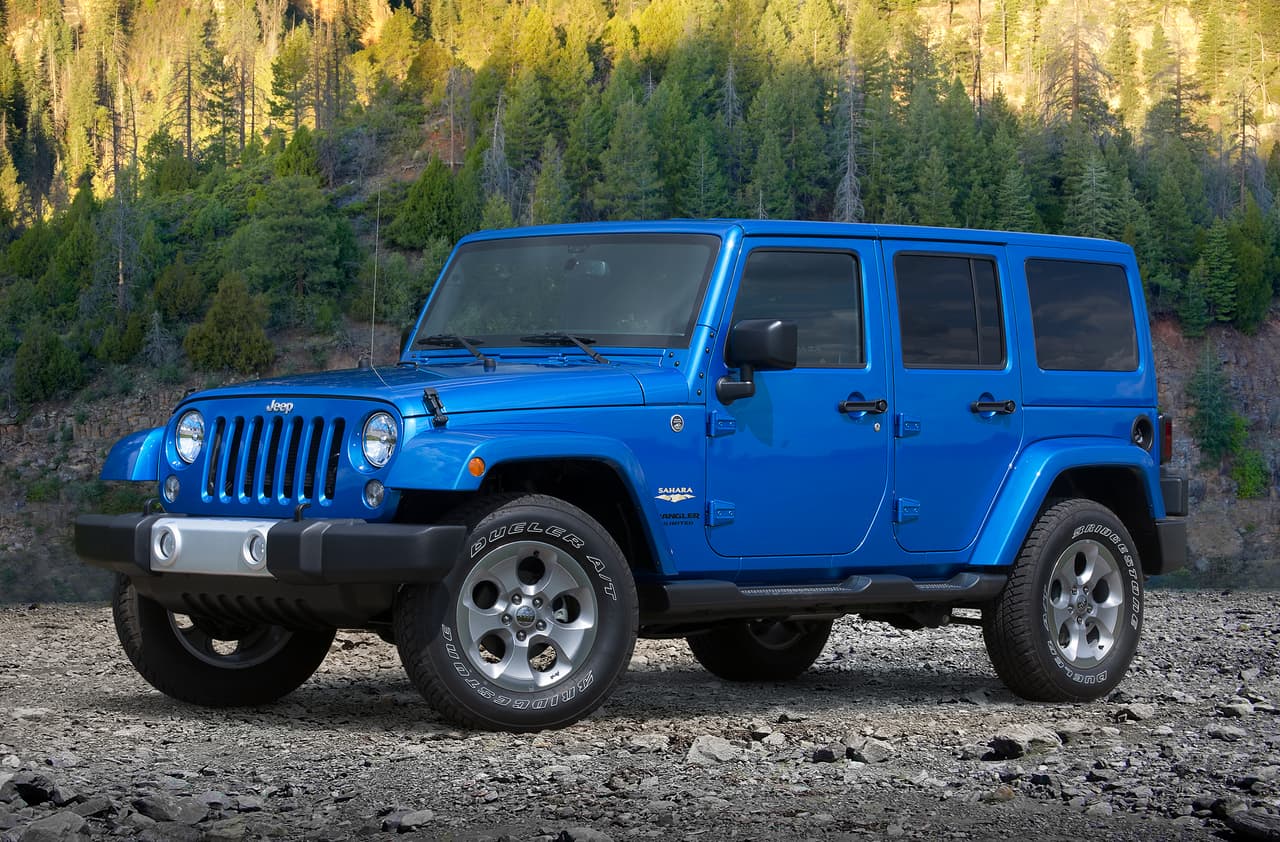 <h3 class="cms-H3-H3">1. Jeep Wrangler Unlimited</h3>
<br>Depreciación promedio después de cinco años: 30.0%
<br>Precio sugerido al consumidor en 2014: $26,195
<br>Valor promedio actual: $18,335