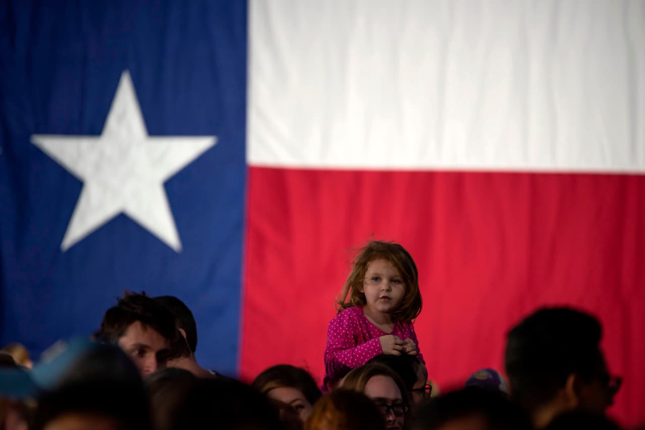 Texas celebra sus primeras elecciones estatales en medio de la pandemia