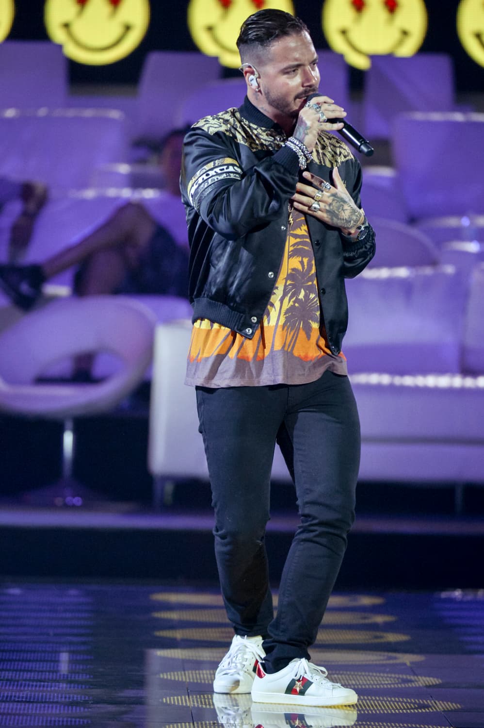 Se le dejó ver muy apasionado sobre el escenario.