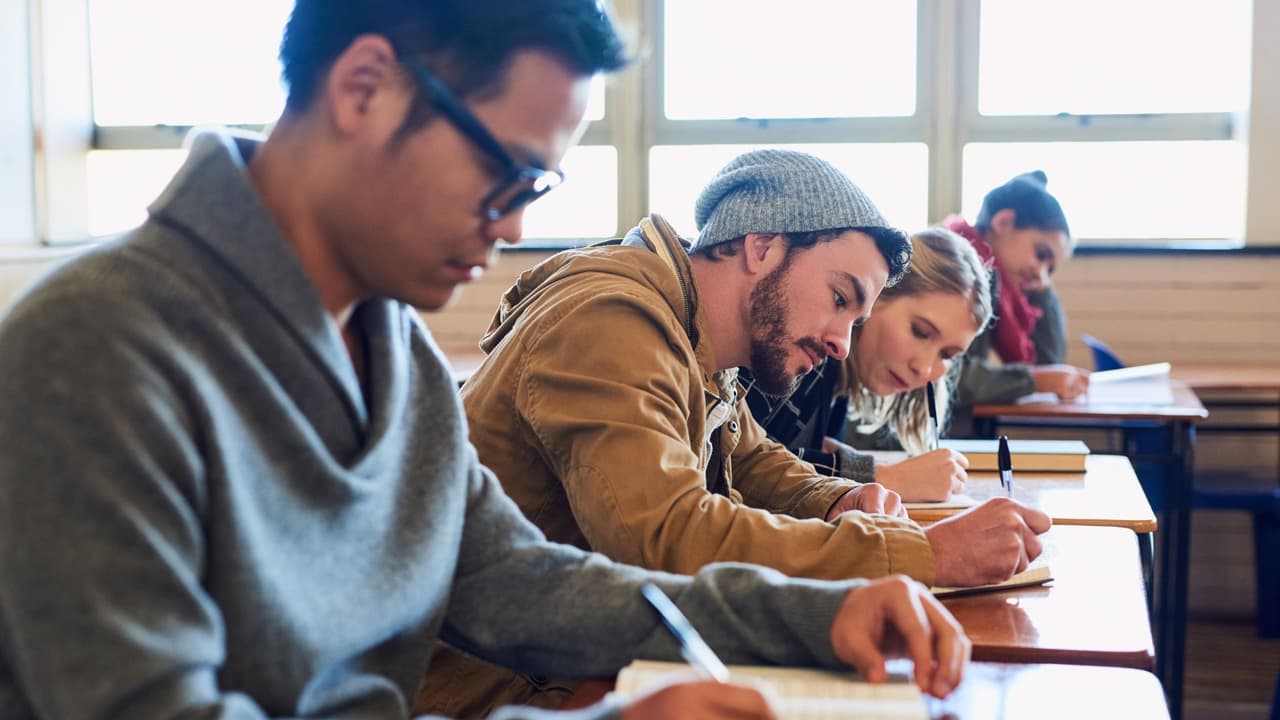 <b>Iglesia de Jesucristo de los Santos de los Últimos Días: </b>Mediante la iniciativa Community Life Help, esta iglesia ofrece clases de inglés gratuitas en varias partes del área metropolitana de Dallas-Fort Worth. Para más información, visita: 
<a href="https://churchofjesuschristinnorthtexas.org/community-life-help-clases-de-ingles/" target="_blank">Community Life Help</a>.