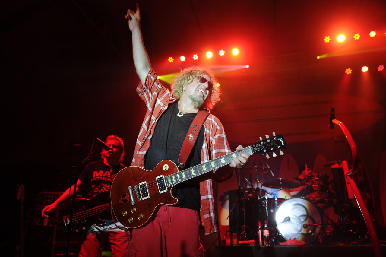 SAMMY HAGAR OPEN TO TOURING WITH DAVID LEE ROTH AND VAN HALEN