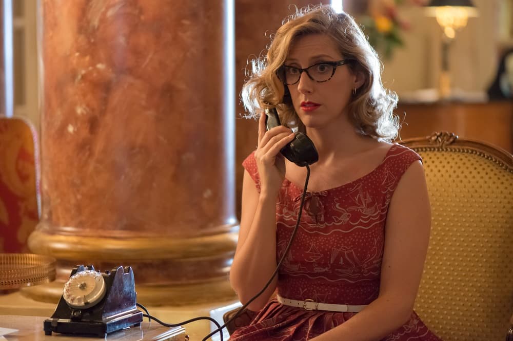 Rita aún en París sigue preocupada de Pedro.