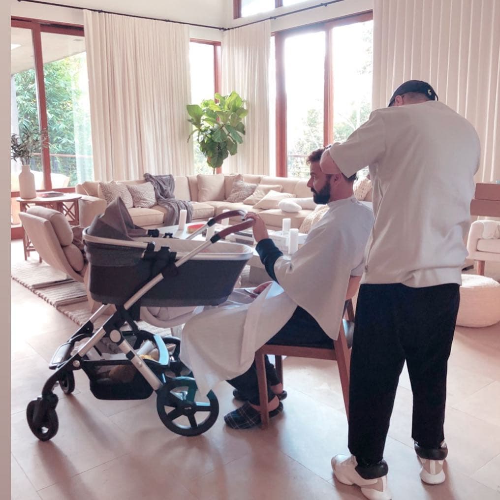 "Es maravillosa, es que es una hechicera, es que es mi nena y ella lo sabe, 
<b><a href="https://www.univision.com/shows/primer-impacto/ricky-martin-revela-como-es-su-dia-a-dia-en-familia-tras-la-llegada-de-su-hija-lucia-video">hace conmigo lo que quiera</a></b>" dijo Ricky Martin durante una entrevista a Primer Impacto.