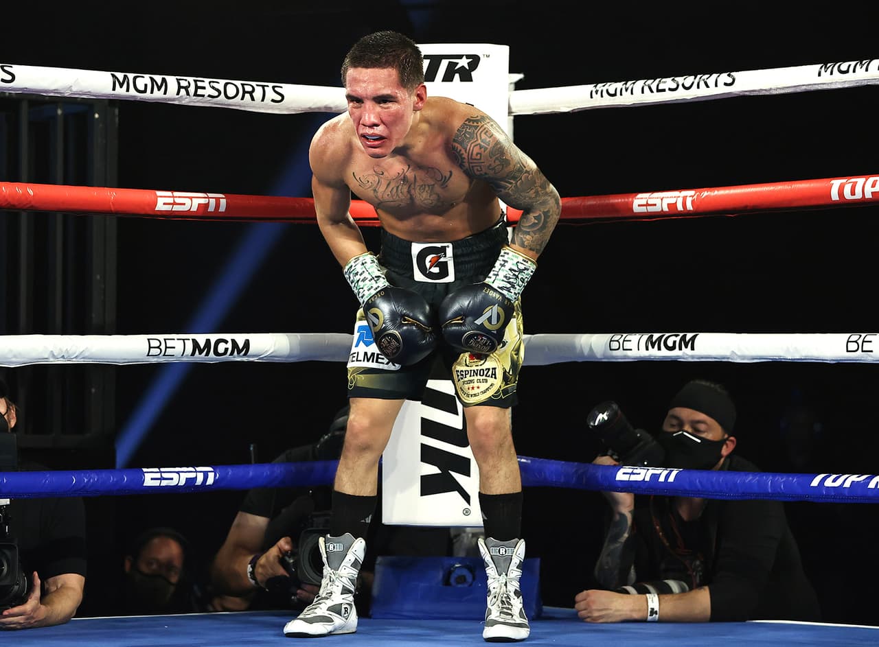 La esperanza de Puerto Rico, Edgar Berlanga, sumó su nocaut 14 consecutivo en el primer round.