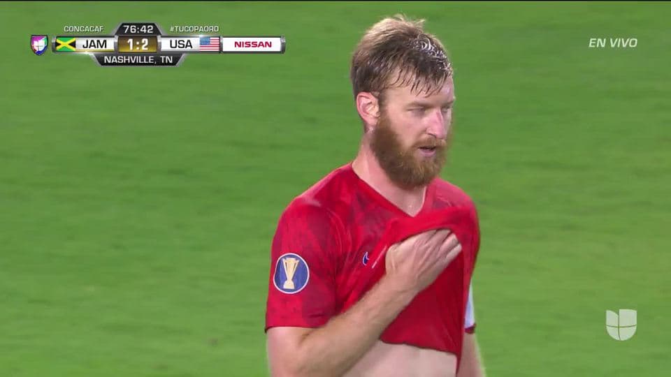 Tiro desviado de Brian Brown