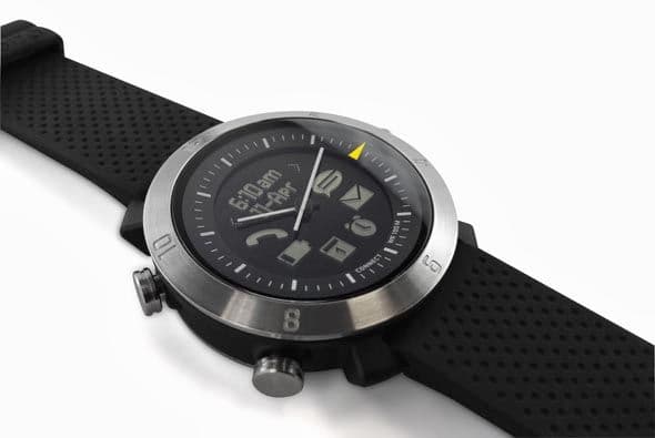 CONNECTEDEVICE COGITO - En el diseño y creación del Cogito Watch, la empresa fabricante ha depositado una especial atención en que el smartwatch parezca un reloj normal y corriente. Pero en realidad sí que cuenta con tecnología inteligente y es capaz de proporcionarnos numerosos datos.