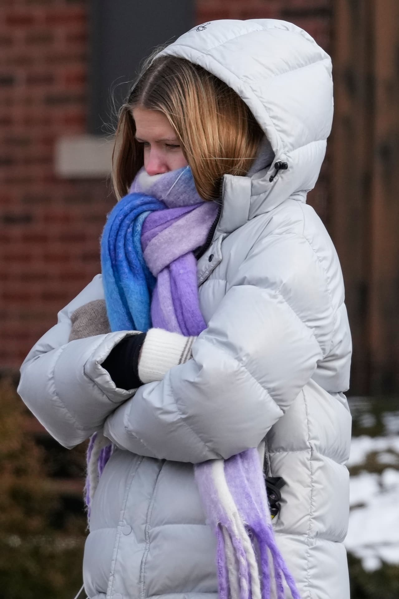 <b>CHICAGO, Illinois</b>.- Ante 
<a href="https://www.univision.com/local/chicago-wgbo/frio-extremo-condiciones-clima-tiempo-chicago-temperaturas" target="_blank">las temperaturas extremas</a> que se registran en la región, la prevención es la mejor herramienta para proteger la salud de las personas y el bienestar de los animales del hogar. Autoridades y expertos coinciden en que pequeñas acciones pueden evitar emergencias graves.