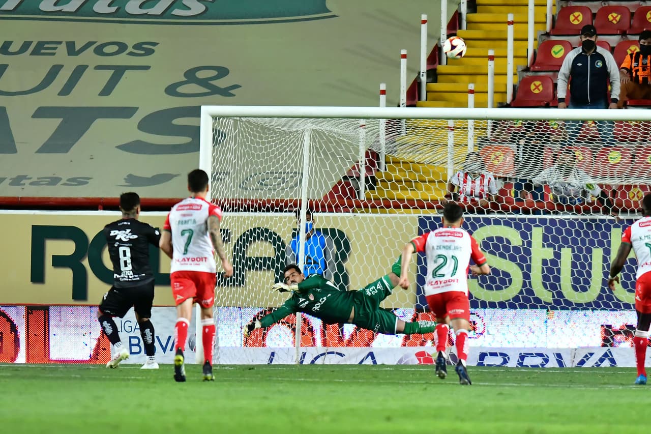 Los fronterizos estuvieron cerca de romper el cero desde los once pasos, pero Lezcano mandó su tiro a las gradas. Ian González sentenció a los 90+3’. Necaxa y Juárez cierran la J12 con 10 y 9 unidades, respectivamente.