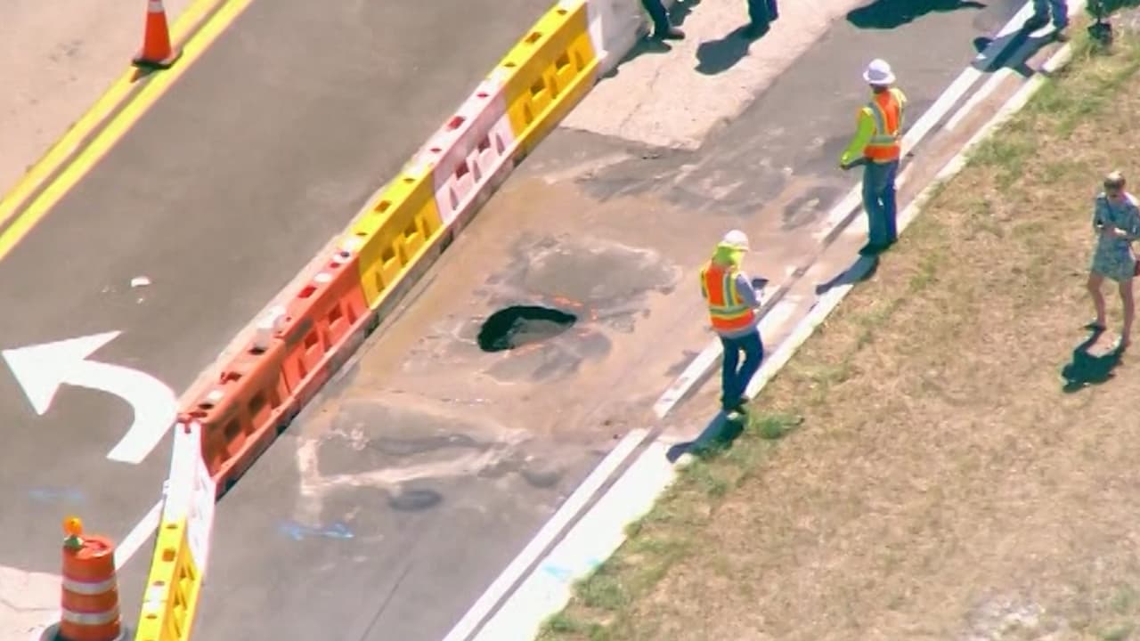 "¿Se está secando el pantano?": Aparece un hueco frente a Mar-a-Lago (y con él los memes)