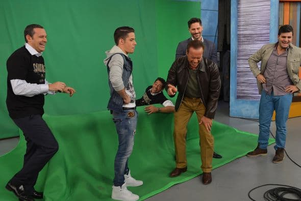 Arnold Schwarzenegger y Joe Manganiello en Despierta