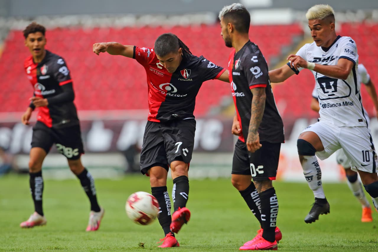 Con doblete de Juan Igancio Dinenno, los Pumas continúan con su racha perfecta en el Guard1anes 2020 de la Liga BBVA MX.