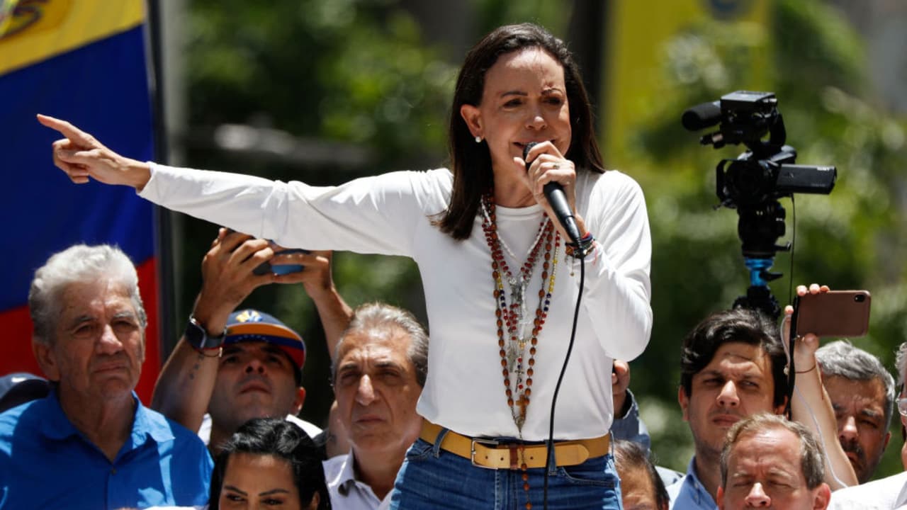 Fiscalía de Venezuela investiga a Machado por "traición a la patria" tras supuesto apoyo al proyecto de ley Bolívar de EEUU