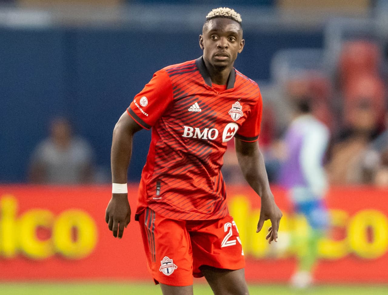 Refuerzo: LA Galaxy de CH14 suma a experimentado zaguero de Toronto FC