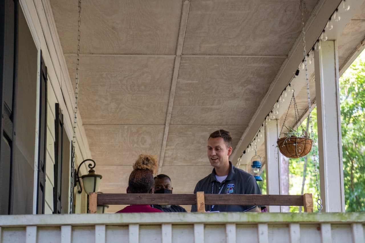 ATLANTA -- The U.S. Marshals Service Missing Child Unit, in conjunction with the agency’s Southeast Regional Fugitive Task Force, the National Center for Missing and Exploited Children (NCMEC) and Georgia state and local agencies, led a two-week operation in May in the metro Atlanta area to recover 24 endangered missing children. Operation Not Forgotten 2021 was the third of its kind in as many years led by the SERFTF. Similar to the August 2020 operation, the SERFTF worked in conjunction with the Georgia Attorney General’s office, with its staff embedding with the USMS teams as they recovered children who were known or suspected victims of child sexual exploitation and child sex trafficking. Of the 24 recovered, 16 of the children were suspected victims of sex trafficking. Photo by: Shane T. McCoy / US Marshals