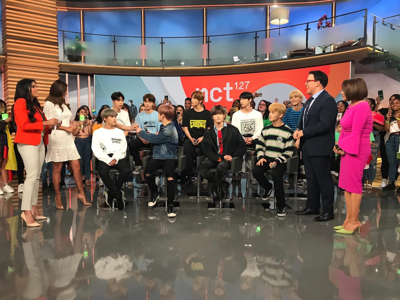 Los conductores de Despierta América charlaron con ellos sobre el fenómeno global de K-pop en el que se han convertido.
<br>