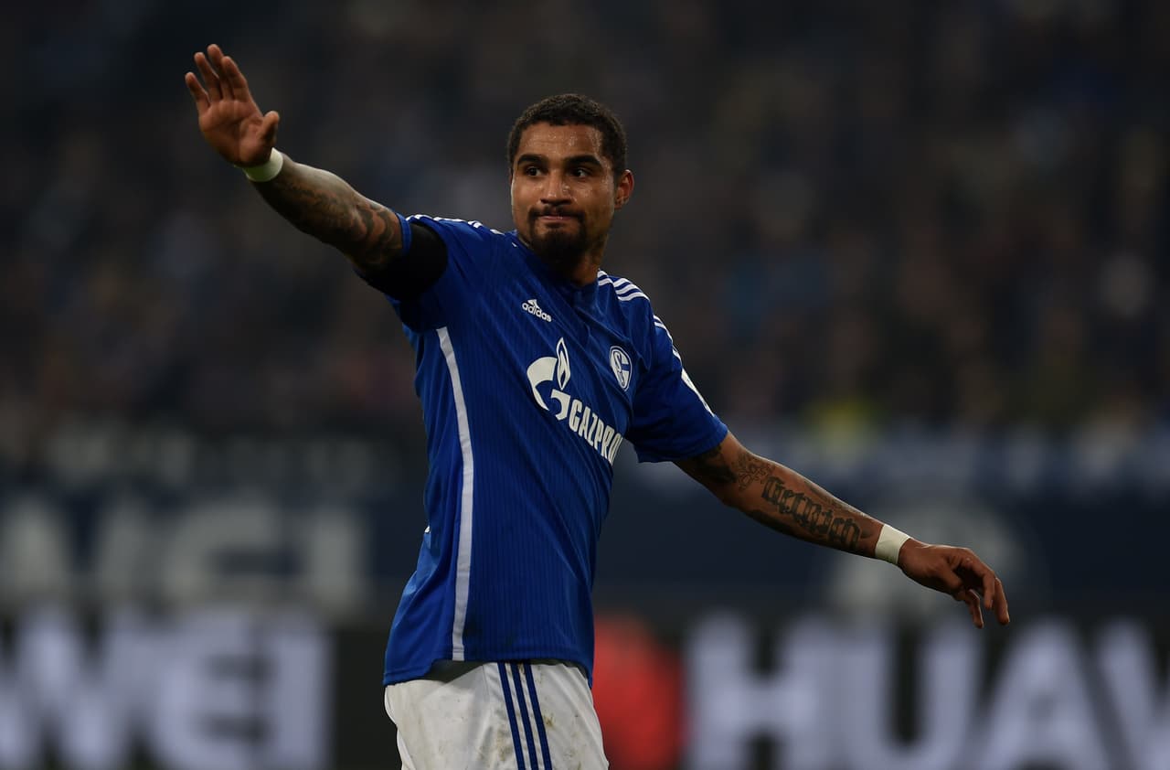 Kevin-Prince Boateng firma con el AC Milan
