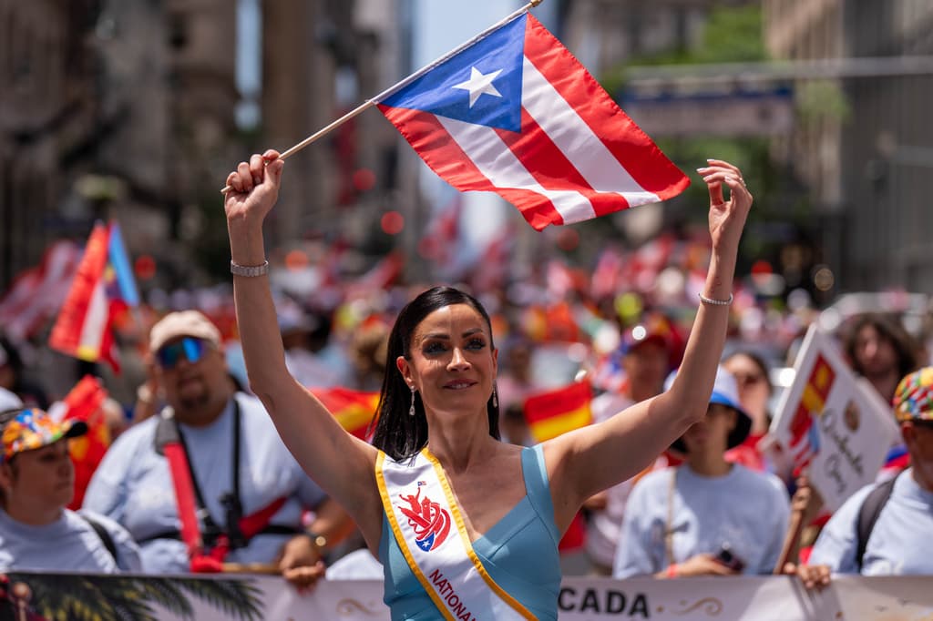 Clamor por un "Puerto Rico Libre" desde el Desfile Nacional Puertorriqueño en Nueva York