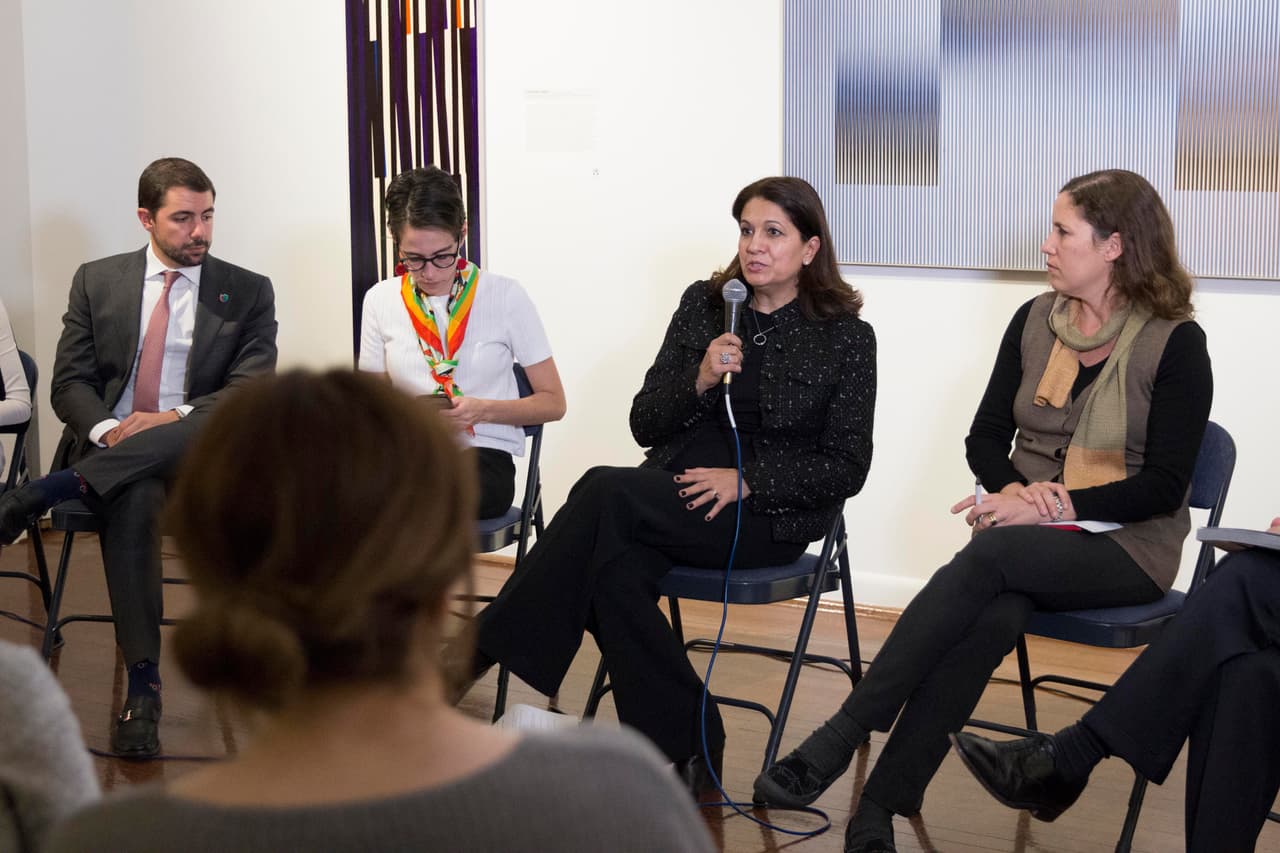 Olga Herrera, directora del programa de investigación latina de la Universidad de Houston (IUPLR), en el lanzamiento del catálogo digital del Museo de Arte de las Américas en Washington, DC.