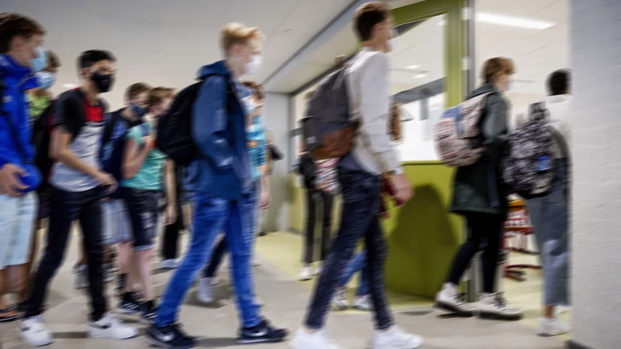 Por amenazas cancelan clases por dos días en una preparatoria de Frisco