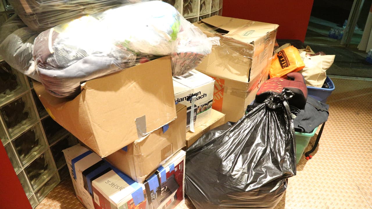 Raúl 'El Pelón', Carla Medrano y El Feo ya están en Texas y quedaron sin palabras por ver el apoyo de todos sus radioescuchas en Dallas.