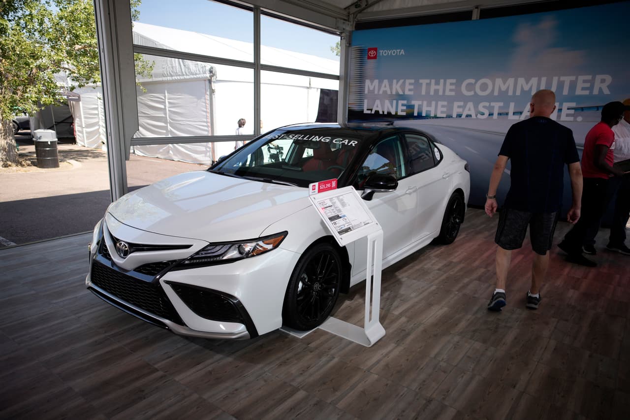 <b>Posición:</b> 7
<br>
<br>
<b>Fabricante: </b>Toyota
<br>
<br>
<b>Modelo:</b> Camry