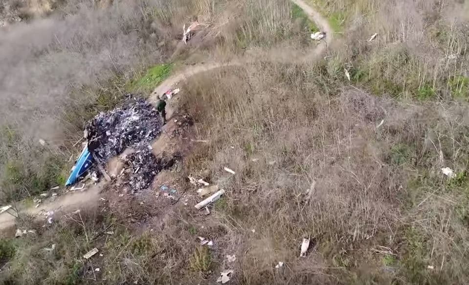 Funcionaros forenses del condado de 
<a href="https://www.univision.com/local/los-angeles-kmex/">Los Ángeles</a> confirmaron este martes que han recuperado nueve cuerpos en la zona donde se estrelló el 
<a href="https://www.univision.com/local/los-angeles-kmex/lo-que-se-sabe-del-helicoptero-accidentado-en-california-en-el-que-murieron-kobe-bryant-y-su-hija-video">helicóptero.</a>