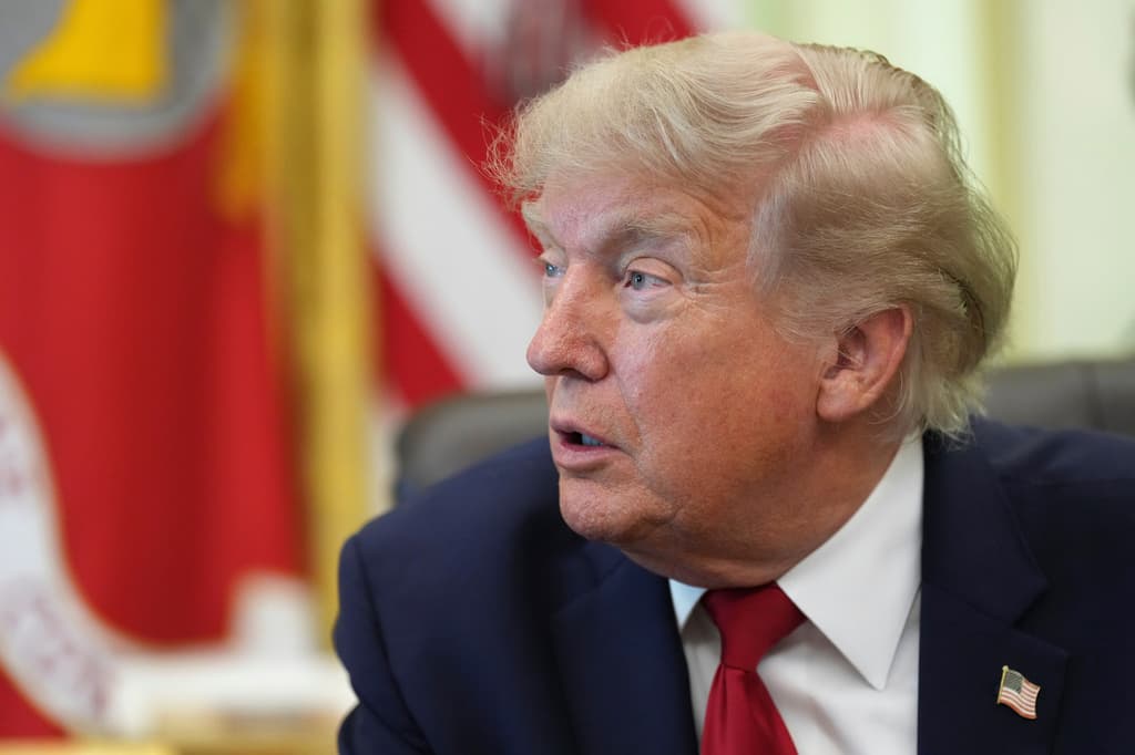 Donald Trump lamenta la decisión de la Corte de mantener la ciudadanía por nacimiento y amenaza con seguir intentándolo en el Congreso