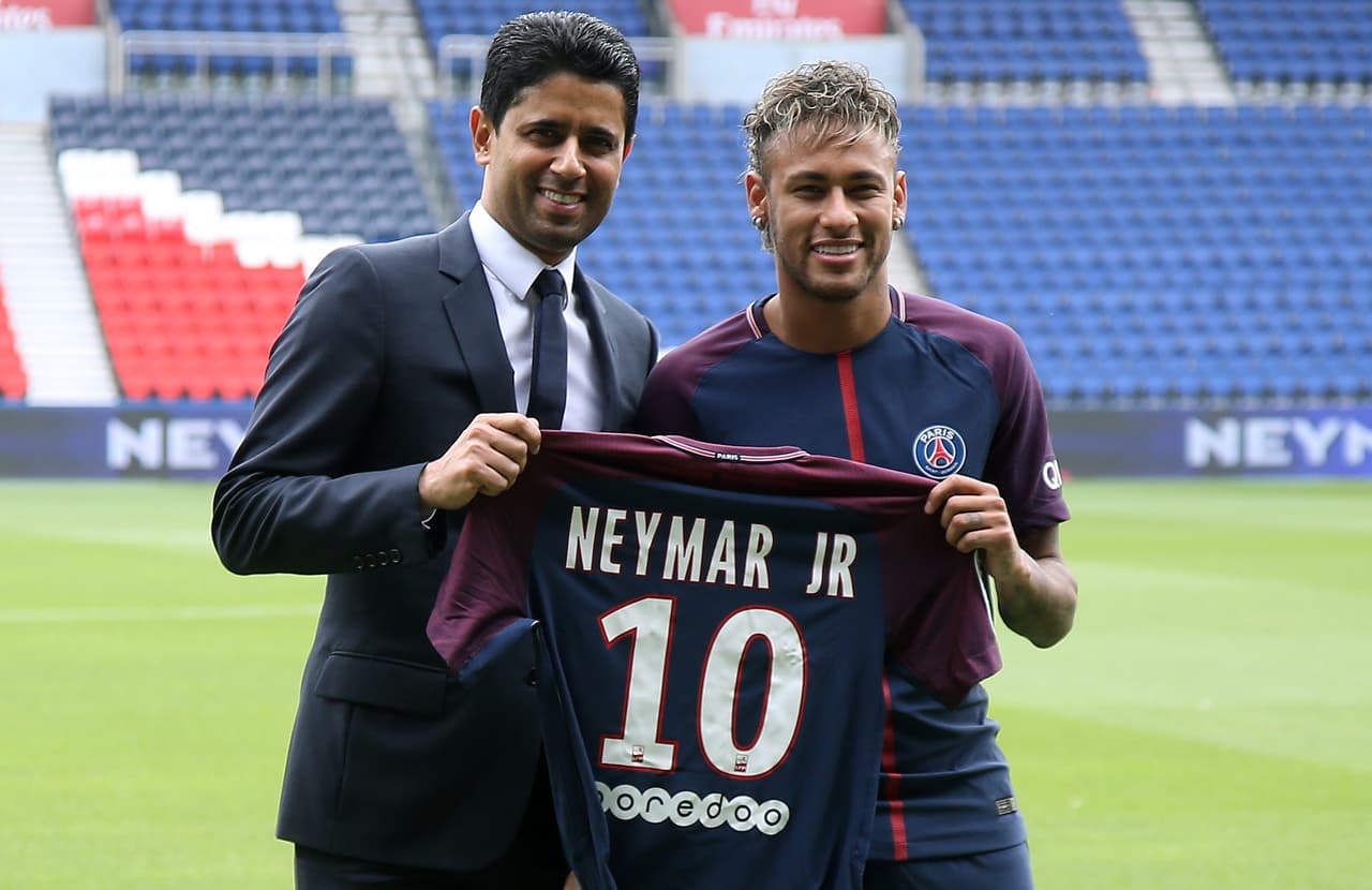 Padre de Neymar afirma haber intentando disuadirle de fichar por el PSG
