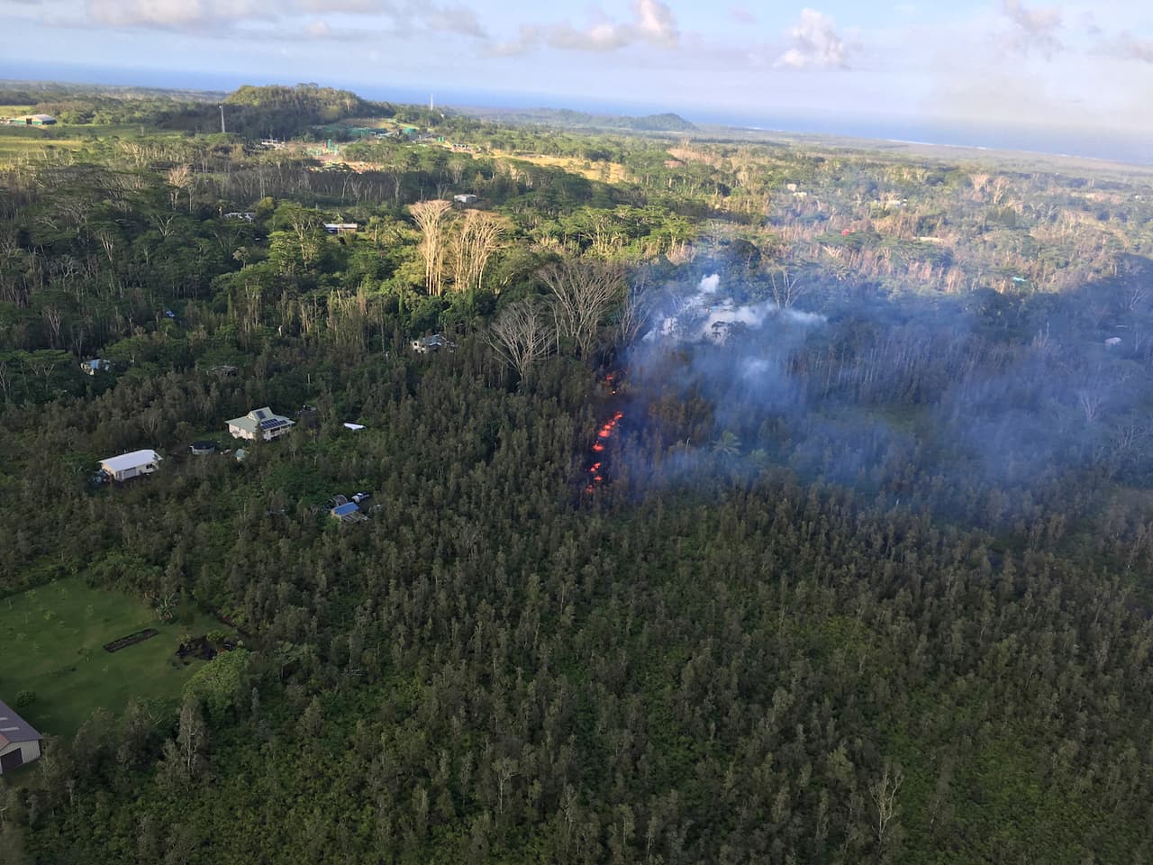 Este volcán está ubicado en el sureste de la isla de Hawaii, donde viven unas 185,000 personas.