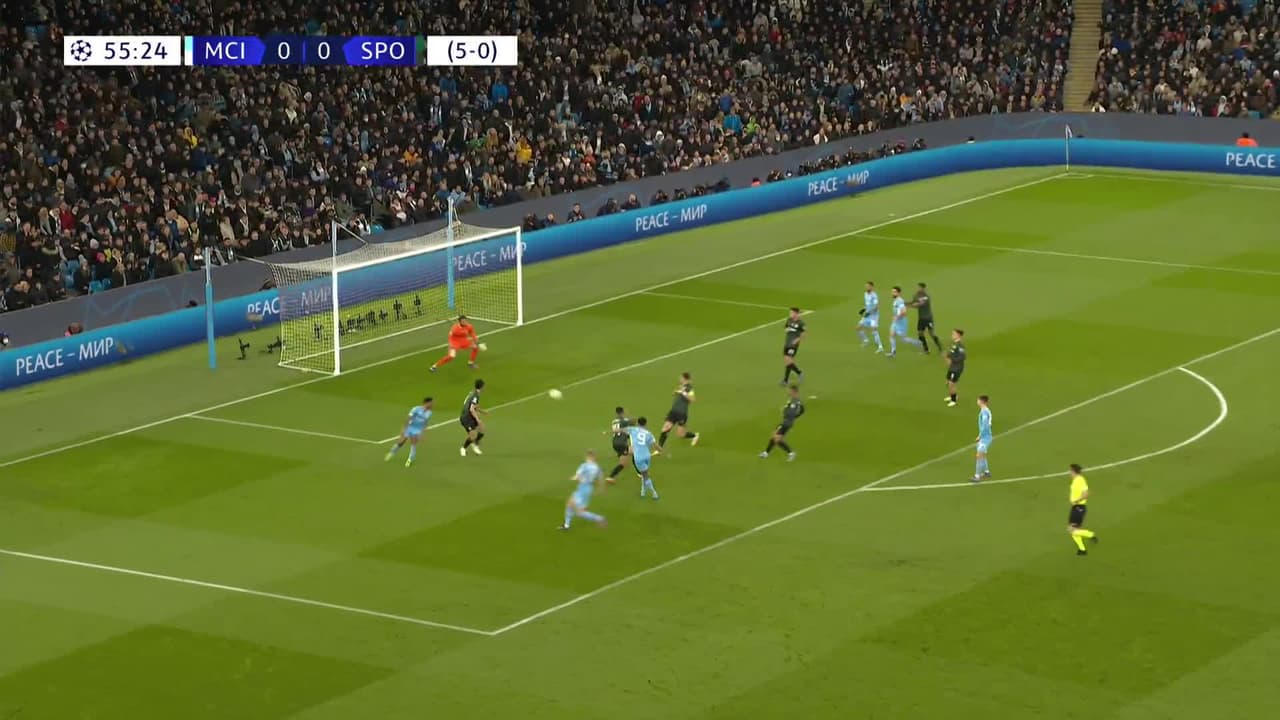 ¡TIRO ATAJADO! disparo por Gabriel Jesus.