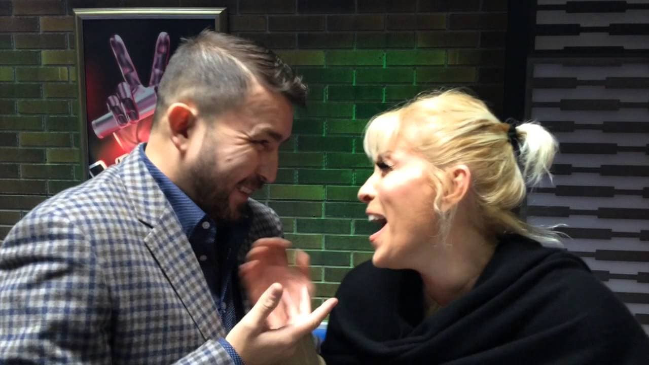 Además la jarocha y la familia Lizárraga se llevan de maravilla, pues en varias ocasiones han compartido escenario e incluso Poncho y Yuri han sido 'coaches' de La Voz... México.