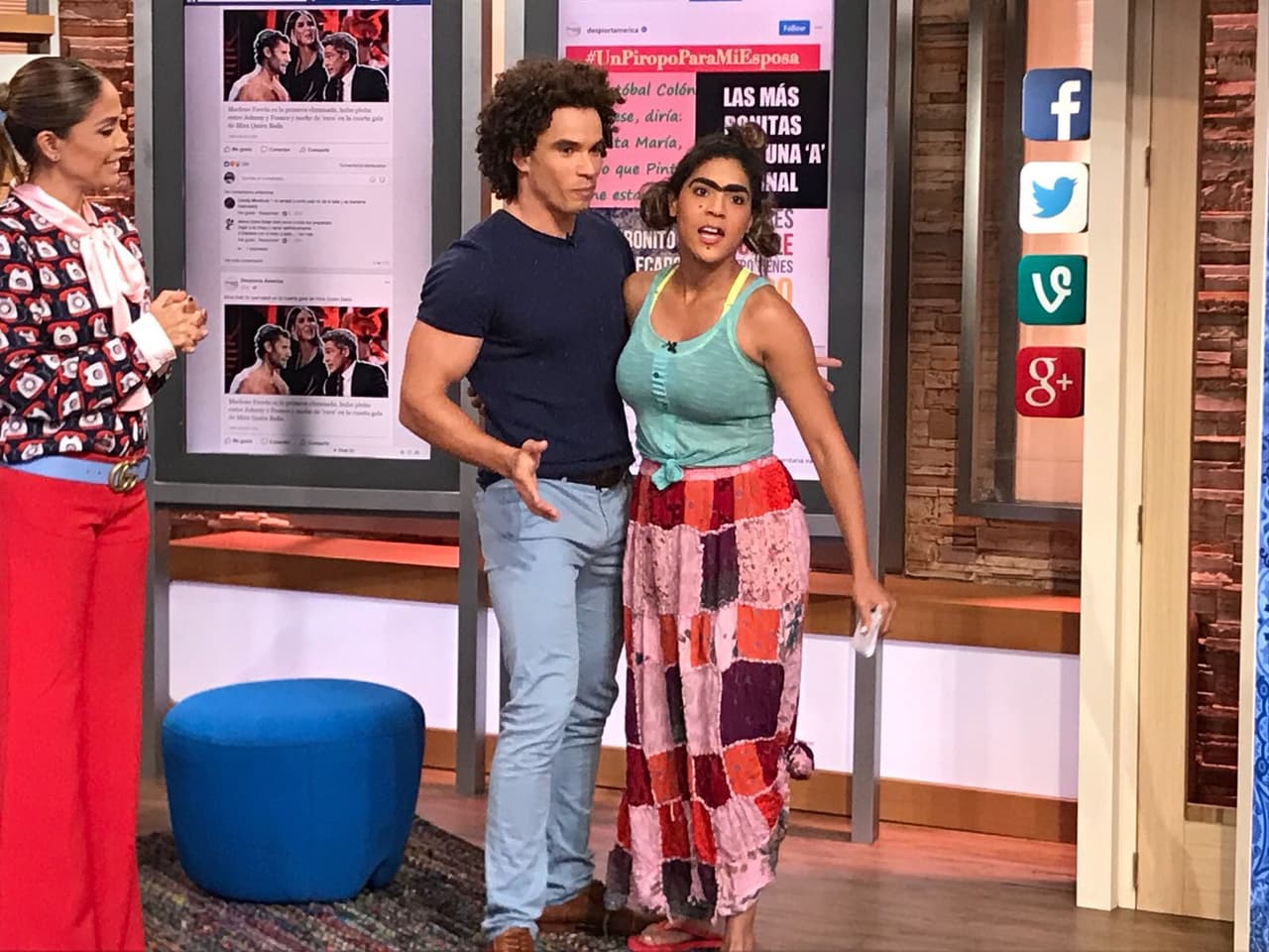 Mela quedó cautivada con este galán y llegó dispuesta a todo para conquistarlo.