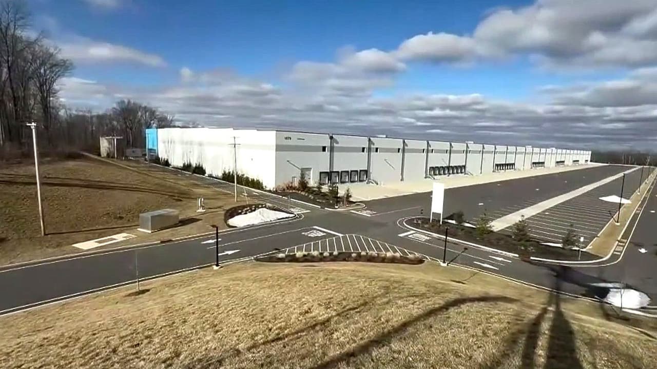 Fiscalia de Nueva Jersey investiga a ICE por usar un almacen prohibido para retener migrantes
