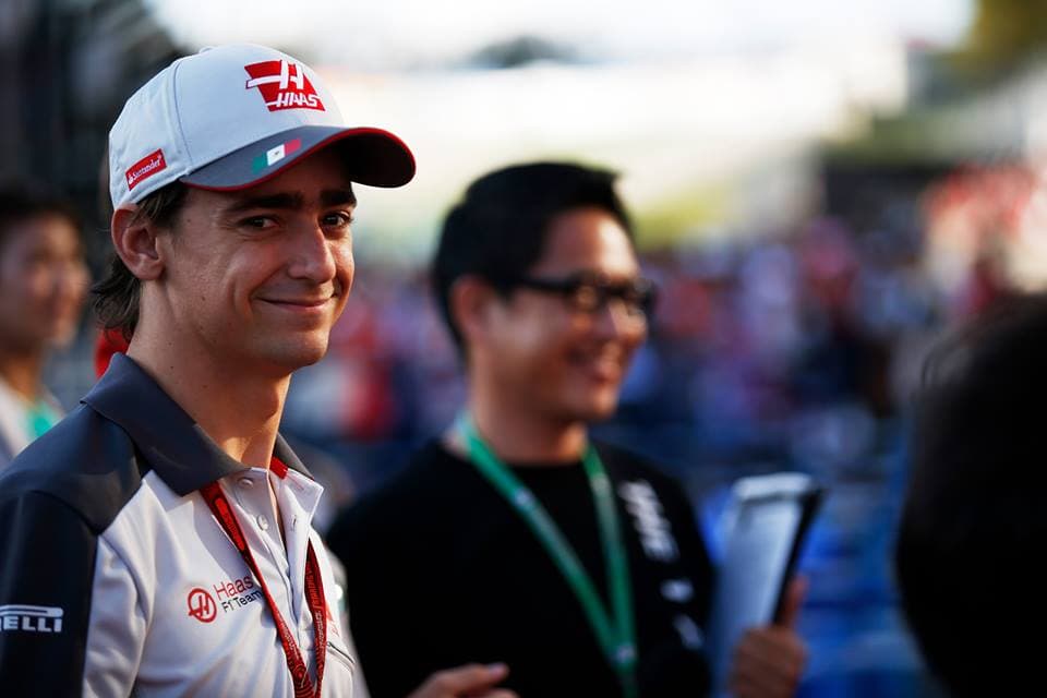 El mexicano Esteban Gutiérrez es protegido por Ferrari. Tiene 25 años, nació en Monterrey, y corre en Fórmula 1 desde 2013, sus primeras dos temporadas fueron con Sauber (logró un séptimo puesto en Japón 2013, la única vez que sumó puntos). Aún no logró cosechar unidades en Haas. Algunos proyectan su futuro en la escudería italiana.