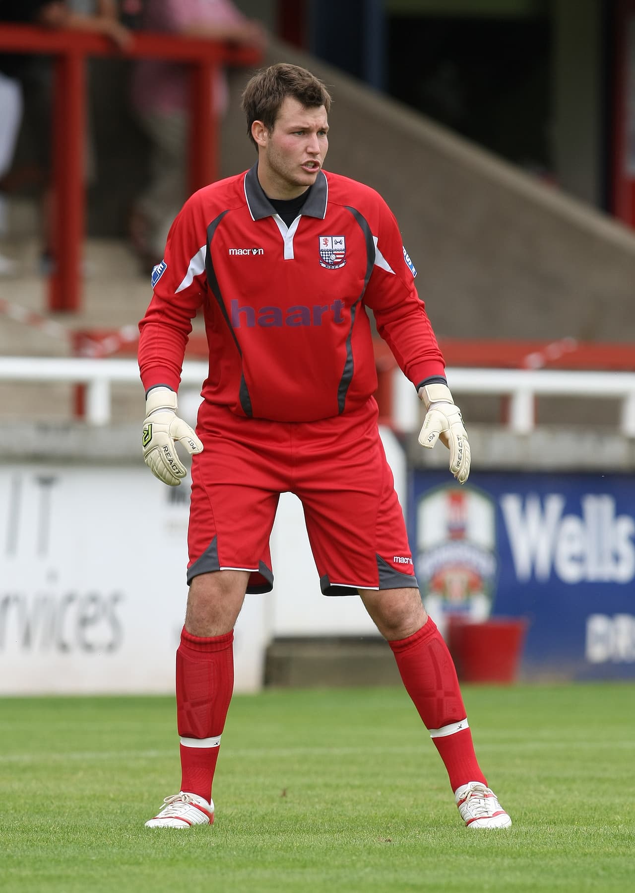 La historia de Roberts tuvo un final fatídico luego de que en diciembre de 2010, tras el divorcio, el arquero decidiera suicidarse, aunque no está establecido que haya sido por sus problemas de pareja.