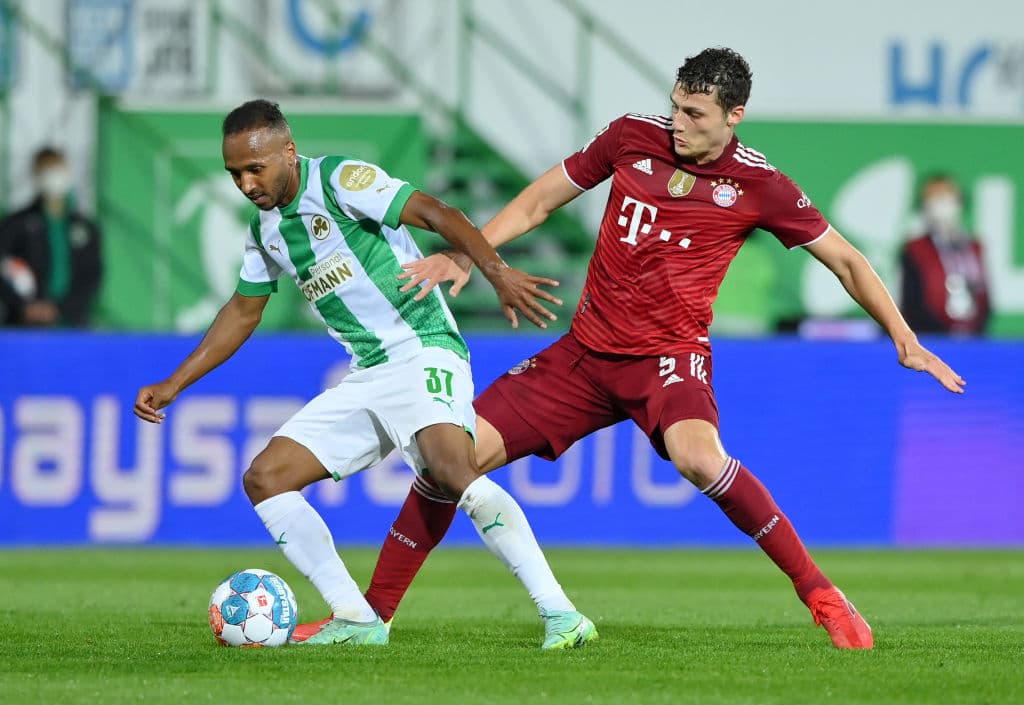 Aunque Robert Lewandowski no aparece, el Bayern Munich vence 1-3 en su visita al Greuther.